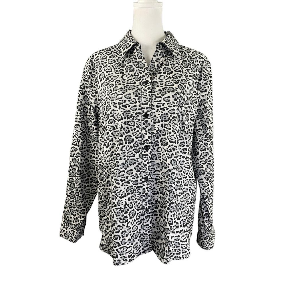 Chico's 2 L Button Up Blouse Wrinkle Resistant Cotton Grey Leopard Long Sleeve